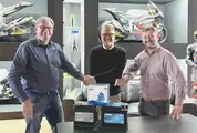 Exide Technologies et LIQUI MOLY Dynavolt Intact GP Team renforcent leur partenariat par un nouvel accord de trois ans.